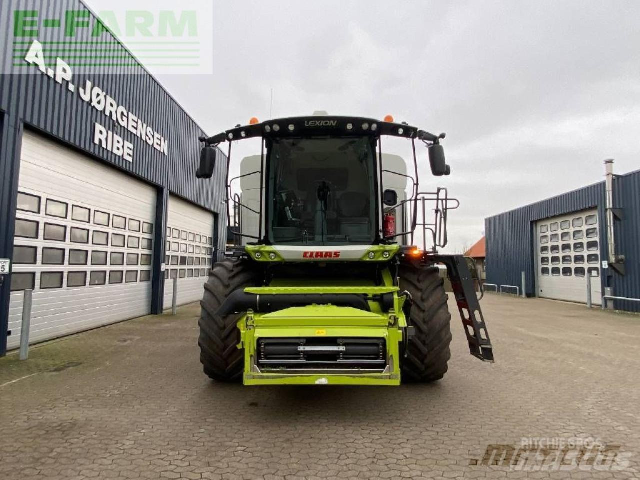 Combine harvester CLAAS lexion 8800 4wd: picture 14 Combine harvester CLAAS lexion 8800 4wd: picture 14
