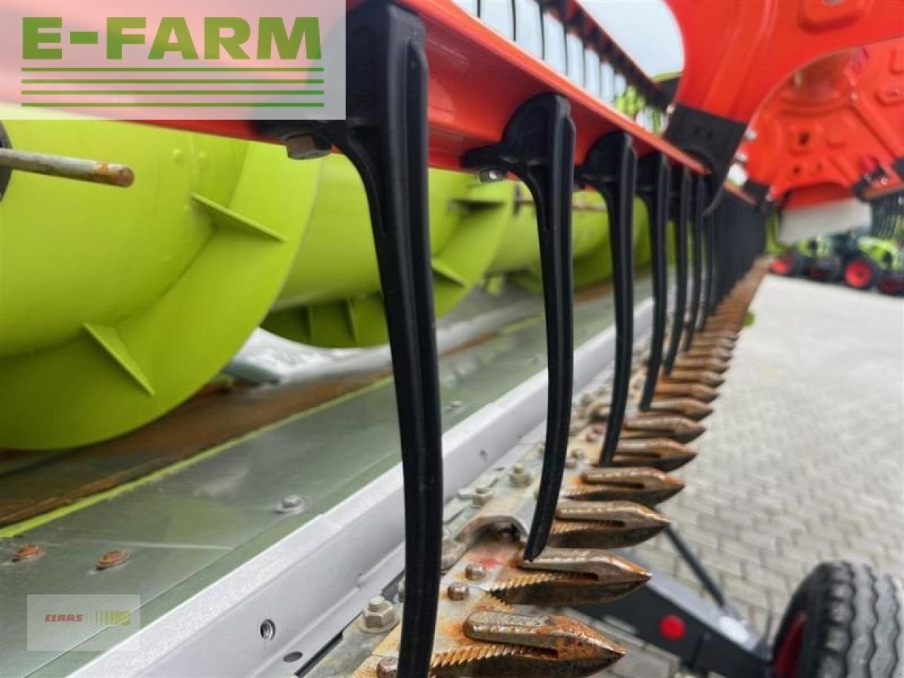 Farm tractor CLAAS maxflex 560 + tw: picture 6