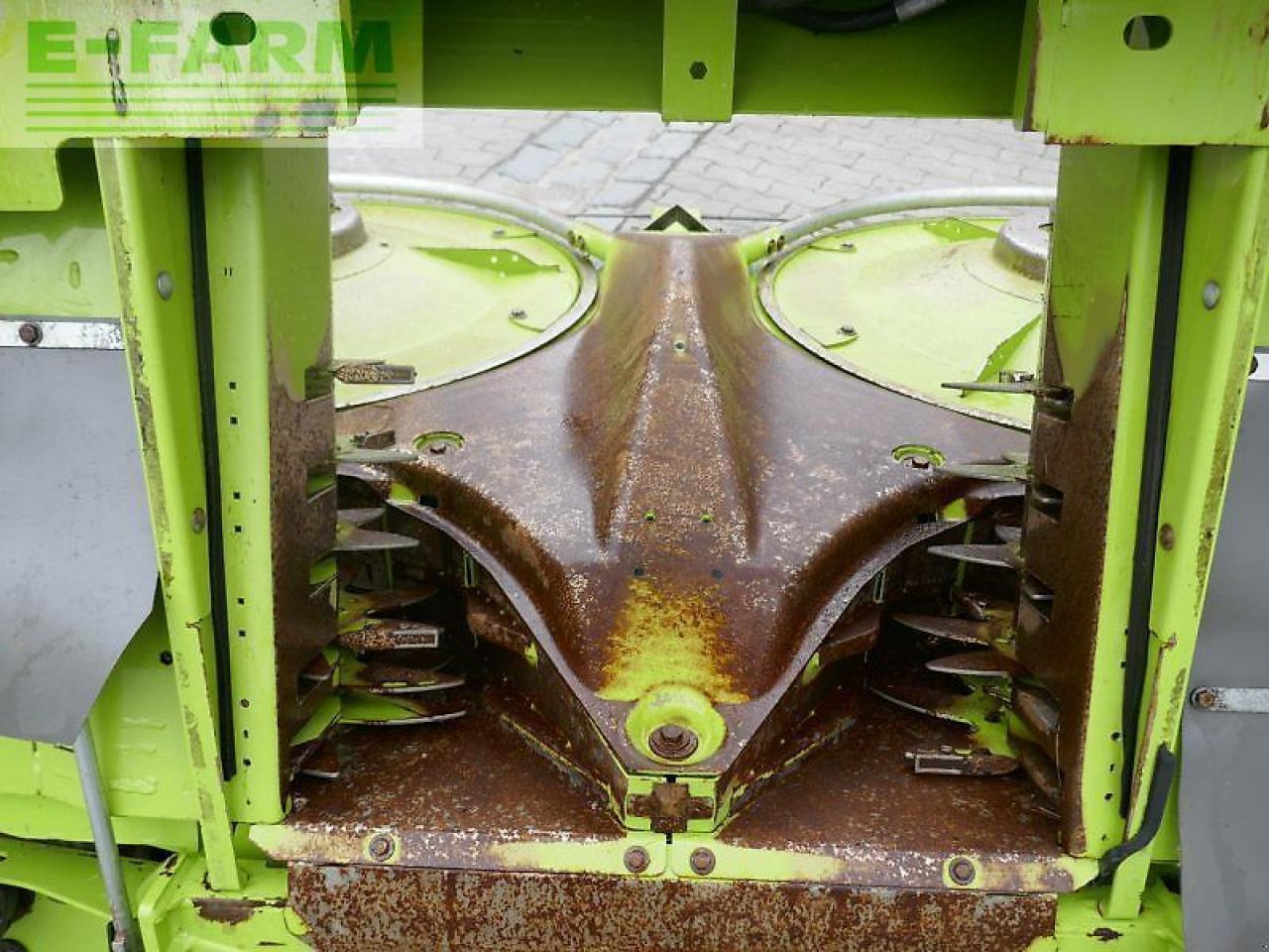 Forage harvester attachment CLAAS orbis 750 transportsystem: picture 9