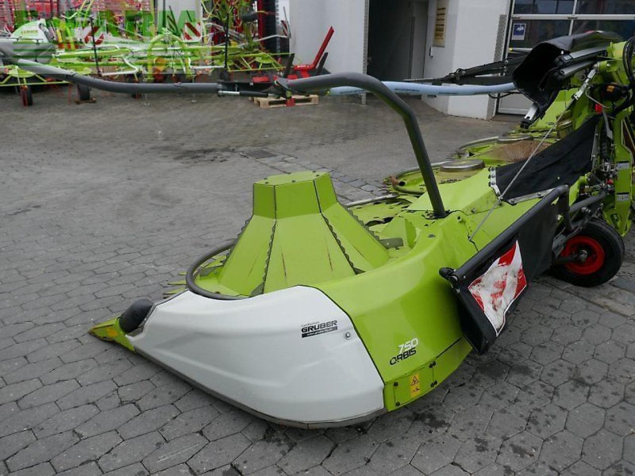 Forage harvester attachment CLAAS orbis 750 transportsystem: picture 11
