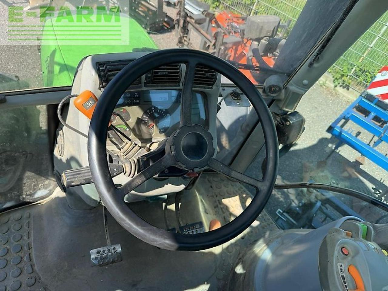Farm tractor Deutz-Fahr agrotron m410: picture 6