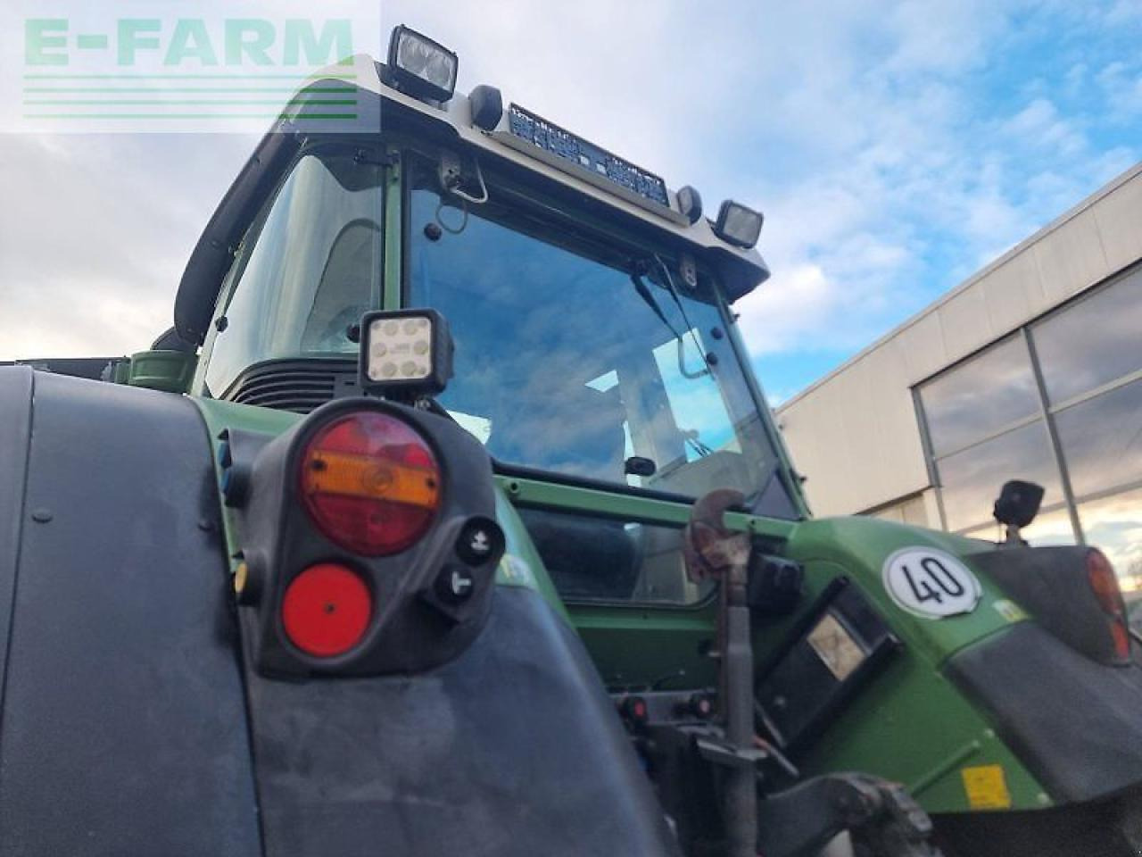Farm tractor Fendt 718 vario comiii: picture 10