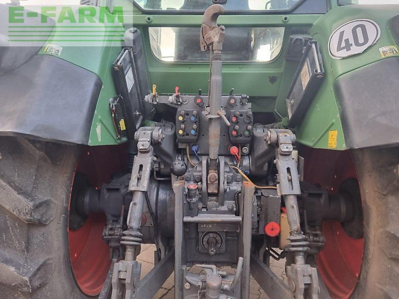 Farm tractor Fendt 718 vario comiii: picture 11