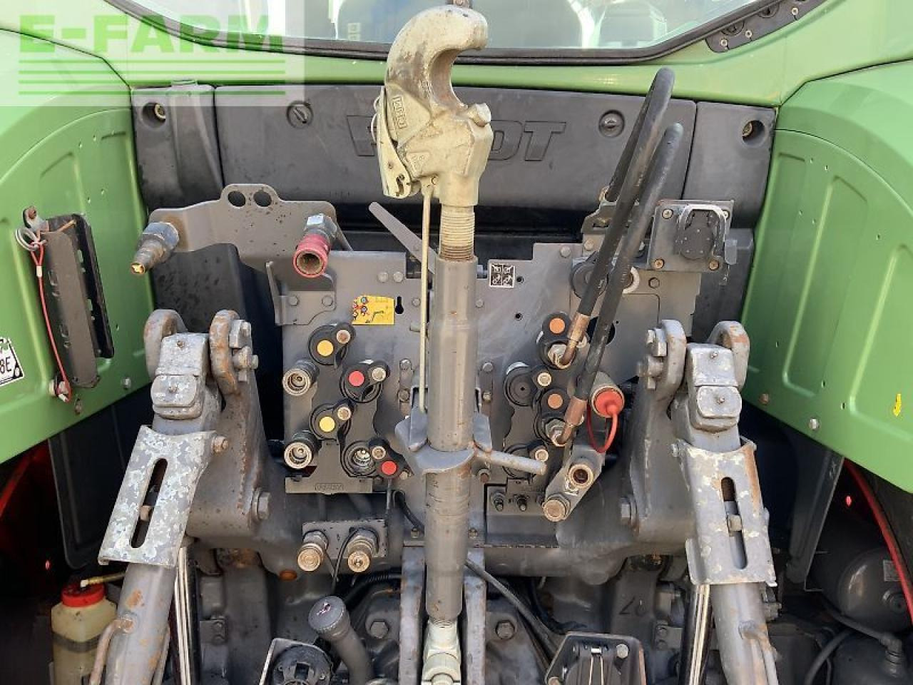 Farm tractor Fendt 720 (st23641): picture 15