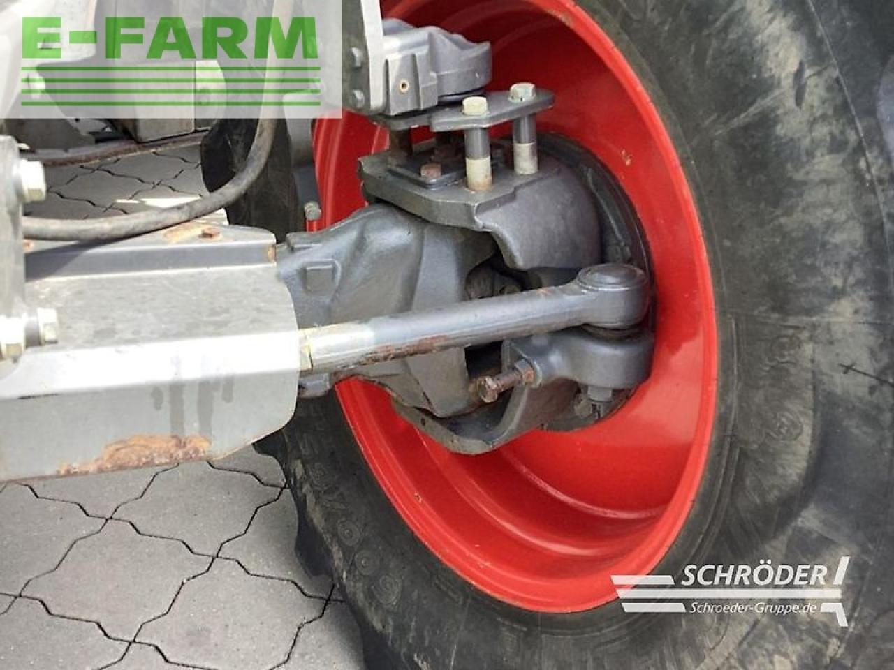 Farm tractor Fendt 724 s4 profi plus: picture 13