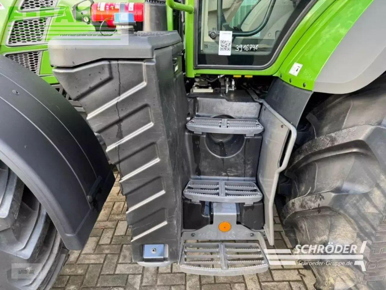Farm tractor Fendt 724 vario gen6 profi plus ProfiPlus: picture 7
