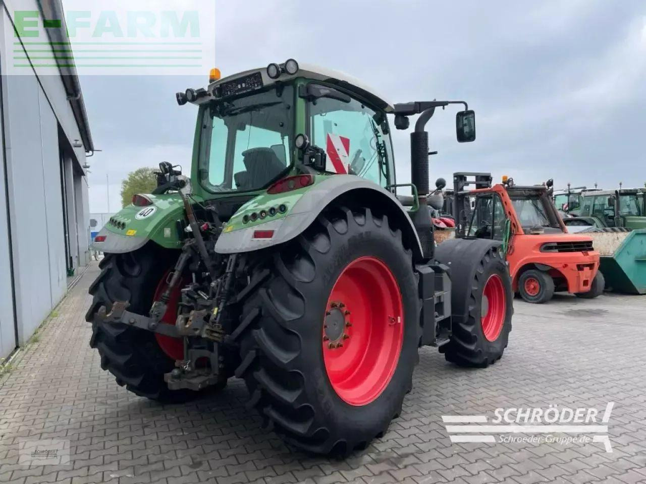 Fendt 724 vario scr profi Profi - Farm tractor: picture 3 Fendt 724 vario scr profi Profi - Farm tractor: picture 3