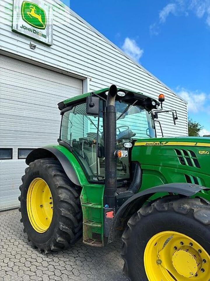John Deere 6150r - Farm tractor: picture 5 John Deere 6150r - Farm tractor: picture 5