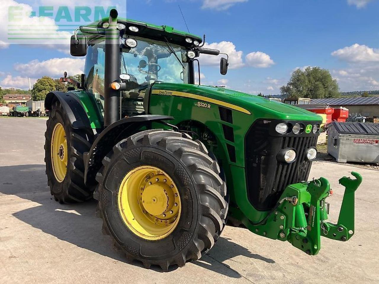 John Deere 8320r *powr shift* - Farm tractor: picture 3 John Deere 8320r *powr shift* - Farm tractor: picture 3