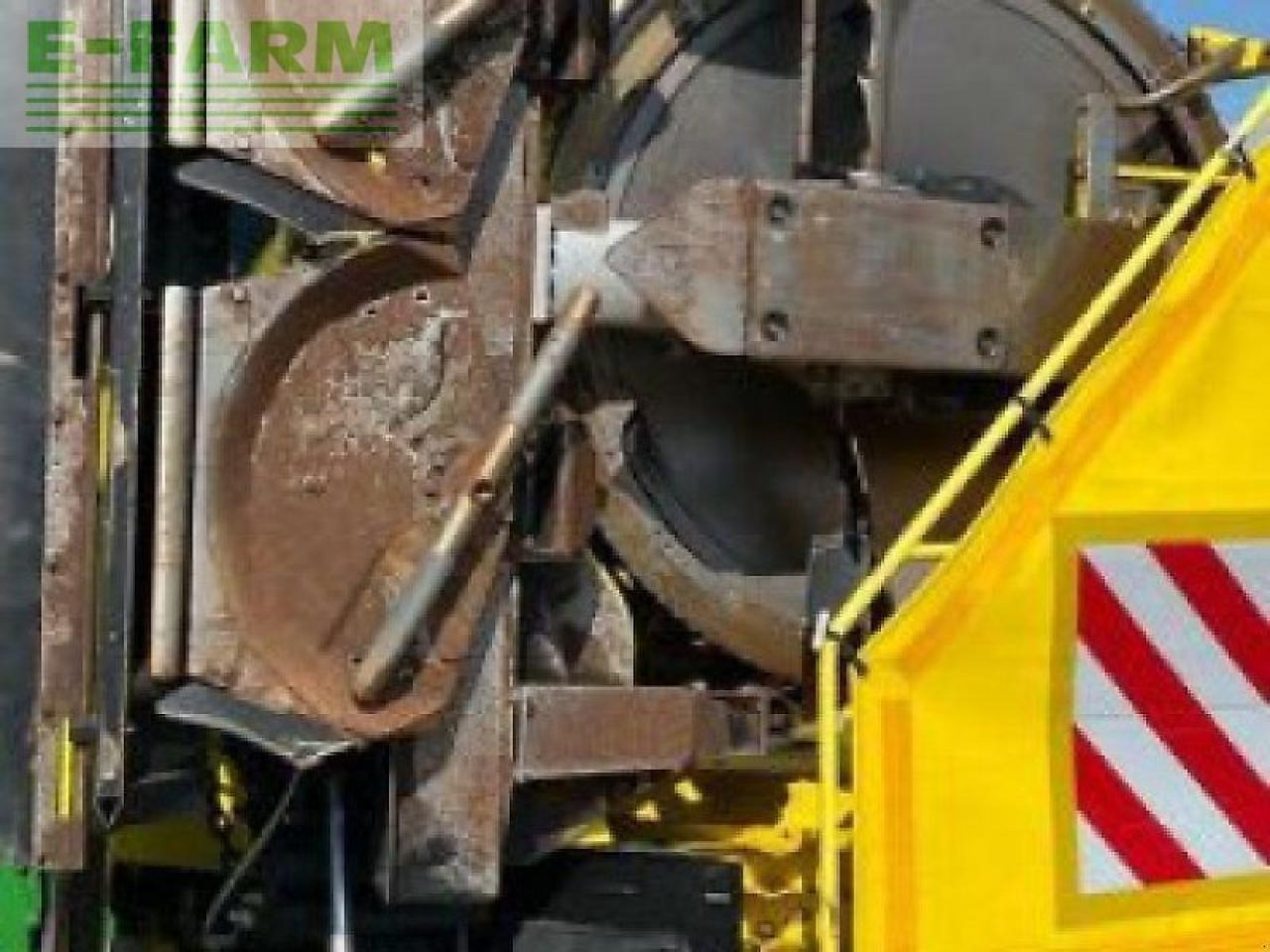 Forage harvester John Deere 8400i stalkbuster: picture 18