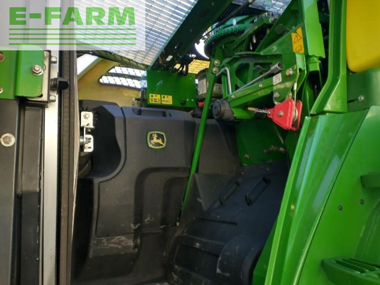 Forage harvester John Deere 9800: picture 13