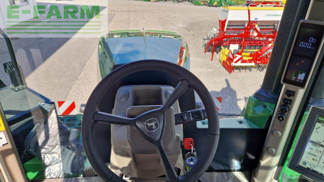 Farm tractor John Deere 9RX 640: picture 18