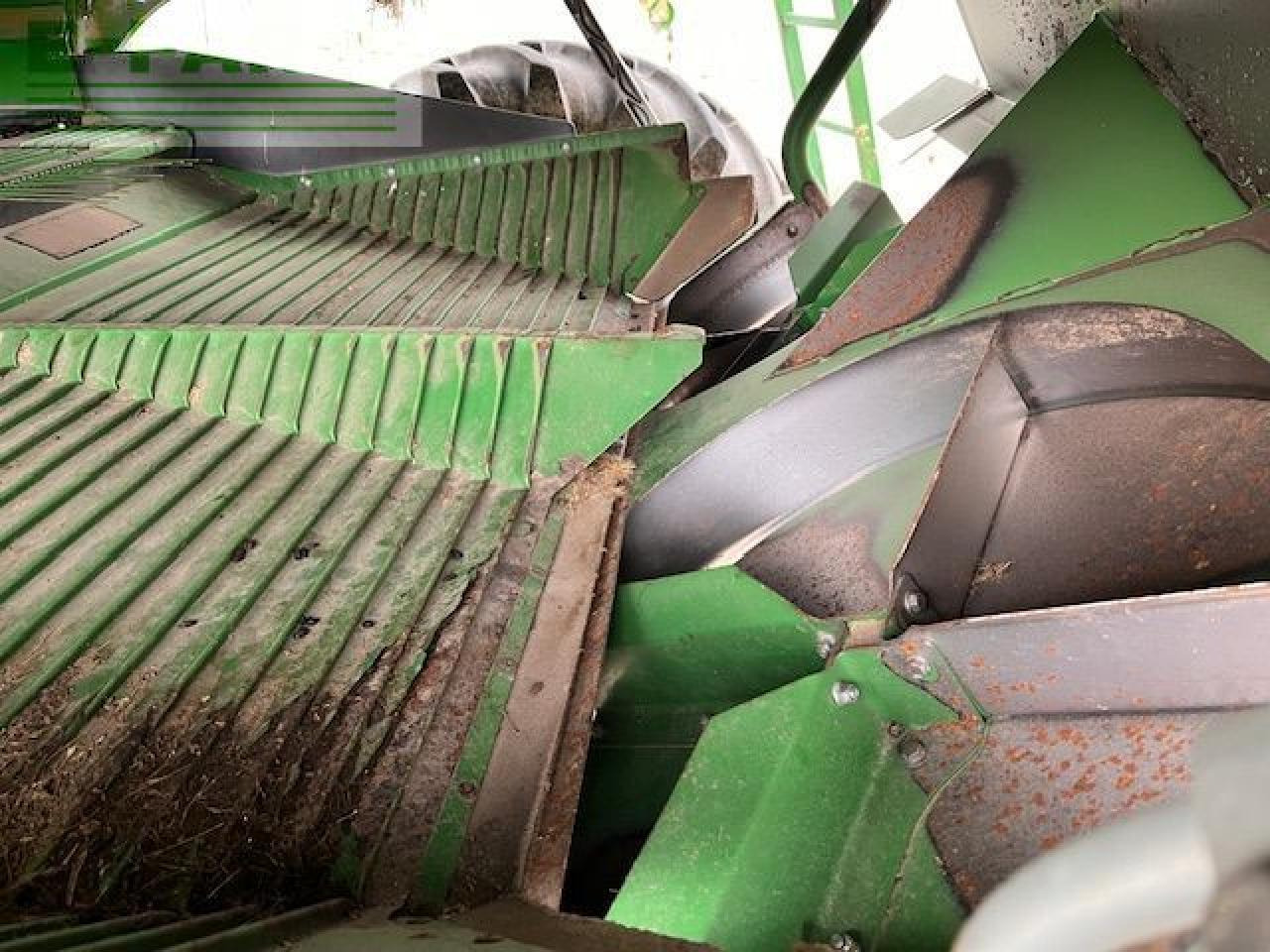 Combine harvester John Deere T670: picture 7