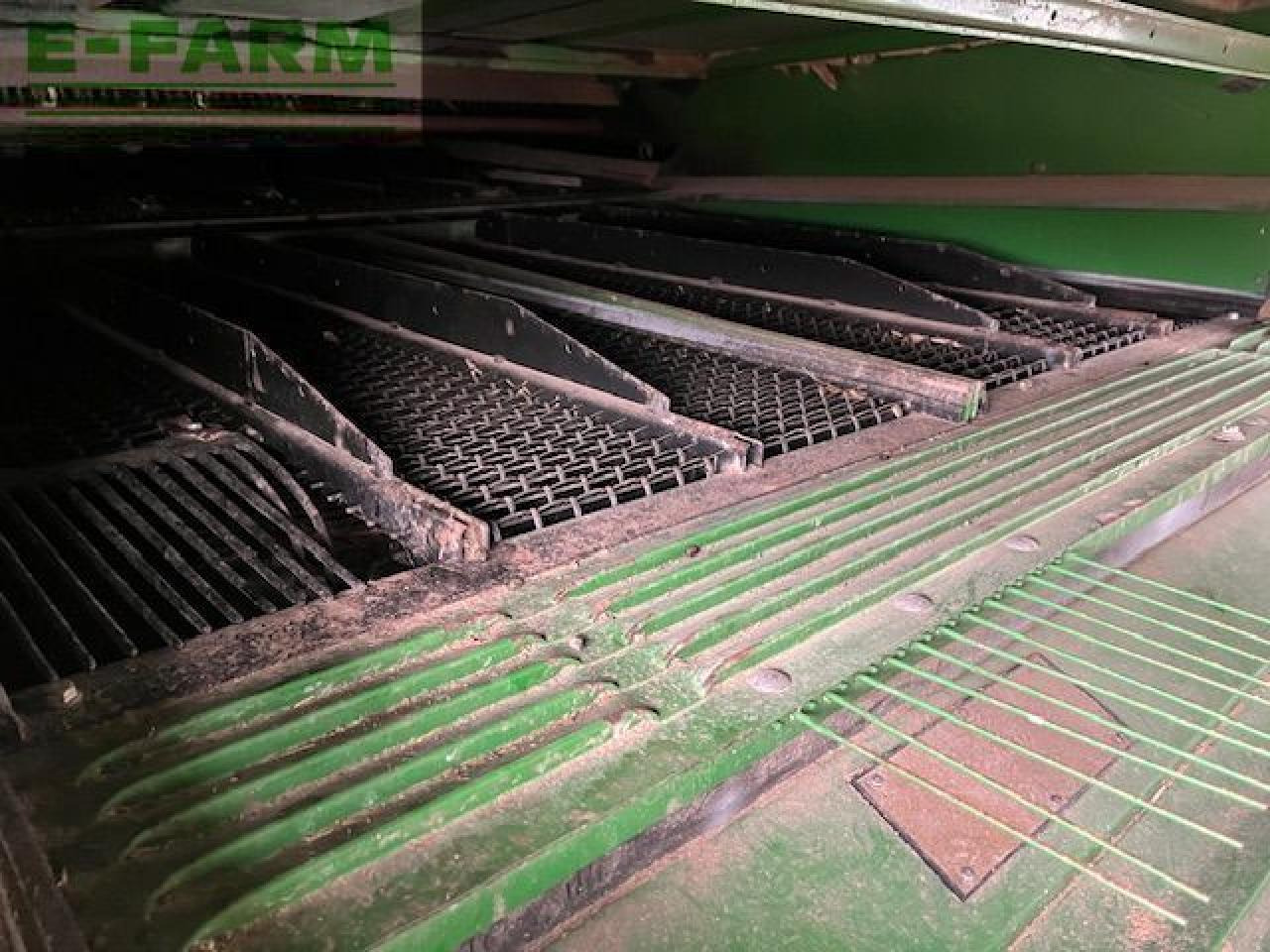 Combine harvester John Deere T670: picture 12