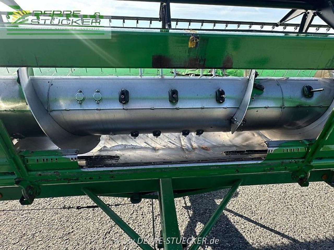 Combine harvester John Deere t560 hillmaster mit 620r und rapstisch: picture 24