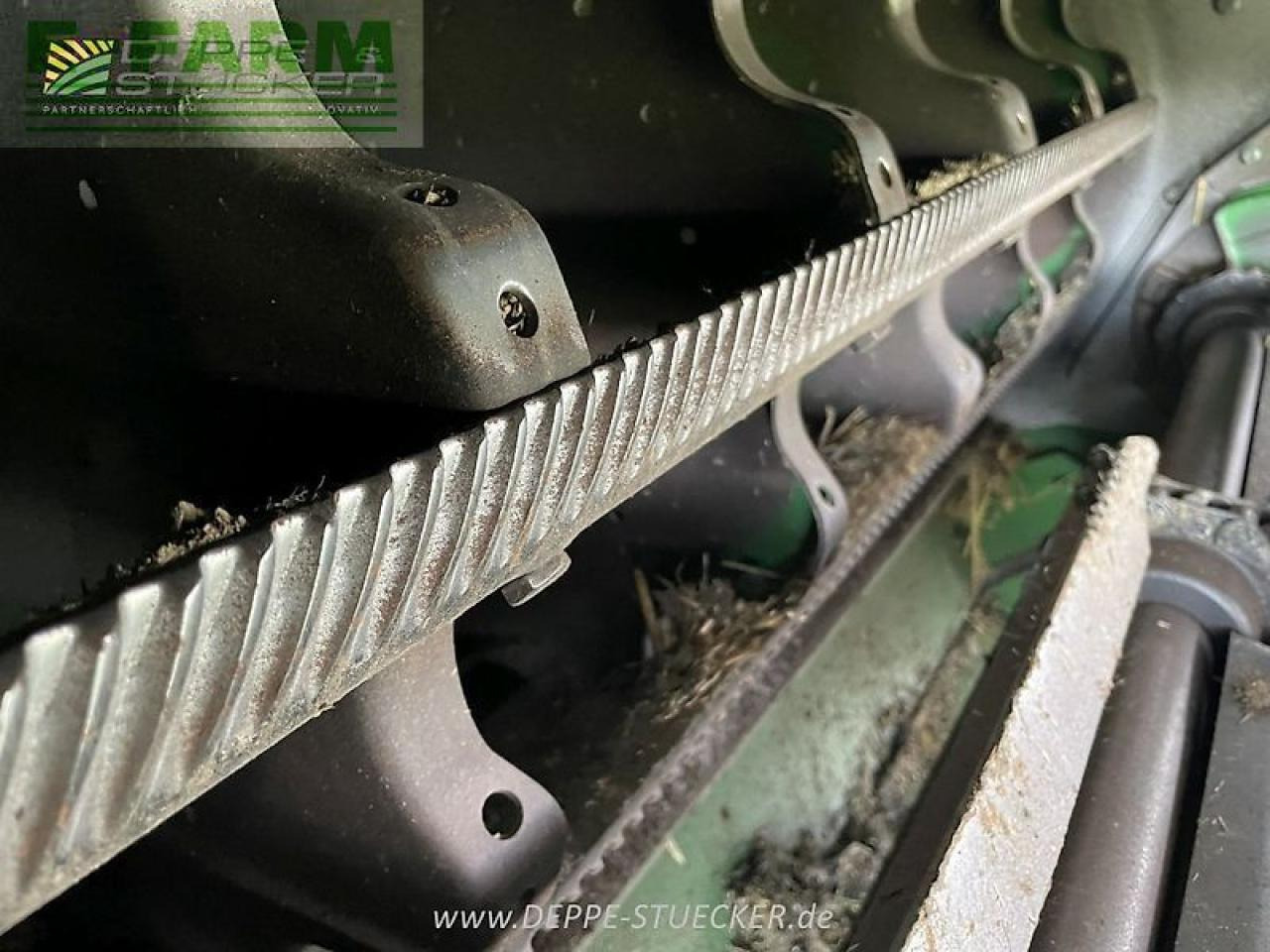 Combine harvester John Deere t560 hillmaster mit 620r und rapstisch: picture 14