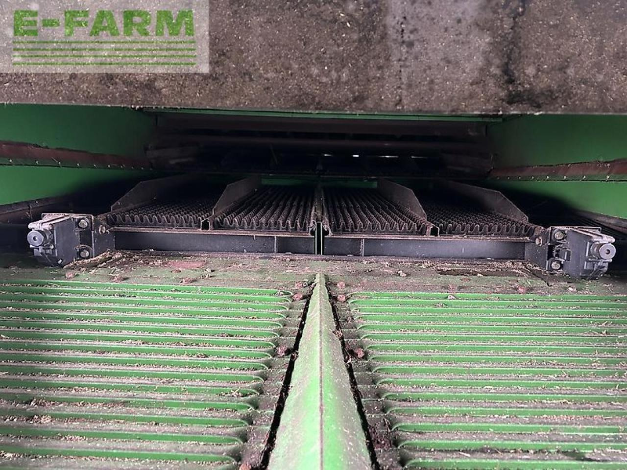 John Deere t670 - Combine harvester: picture 3 John Deere t670 - Combine harvester: picture 3