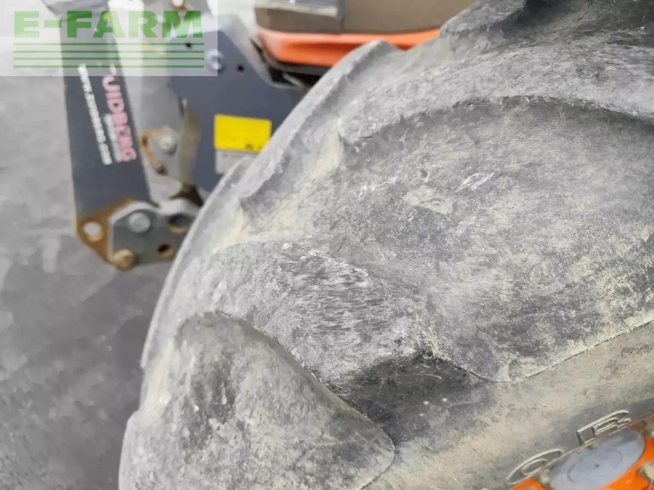 Farm tractor Kubota m128x: picture 9