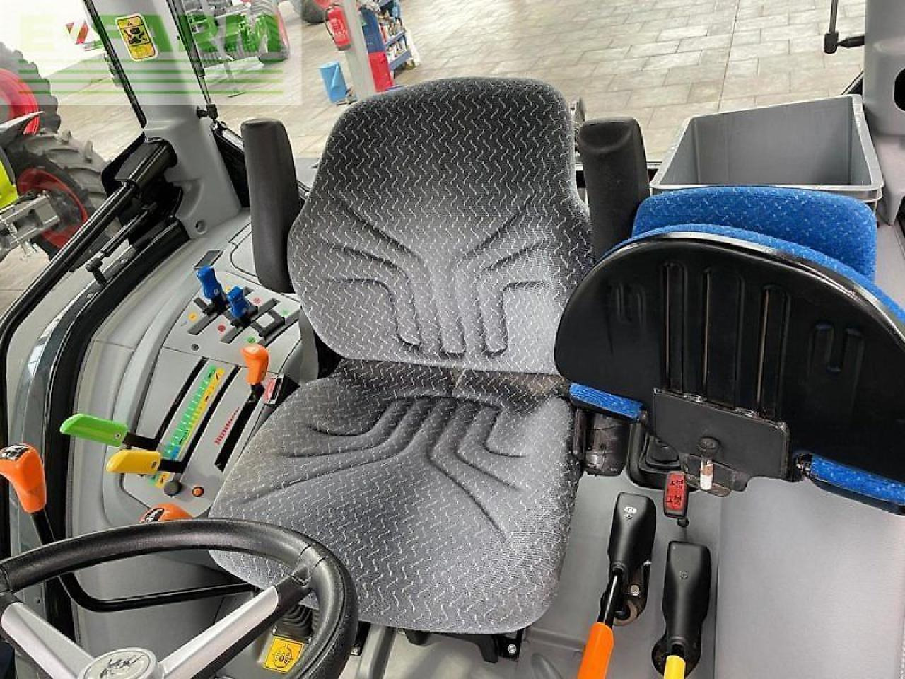 Farm tractor Lamborghini r 2.70 target dt: picture 10 Farm tractor Lamborghini r 2.70 target dt: picture 10