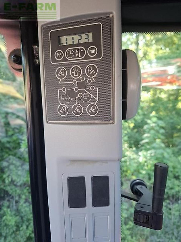 Farm tractor Massey Ferguson 6475: picture 15 Farm tractor Massey Ferguson 6475: picture 15