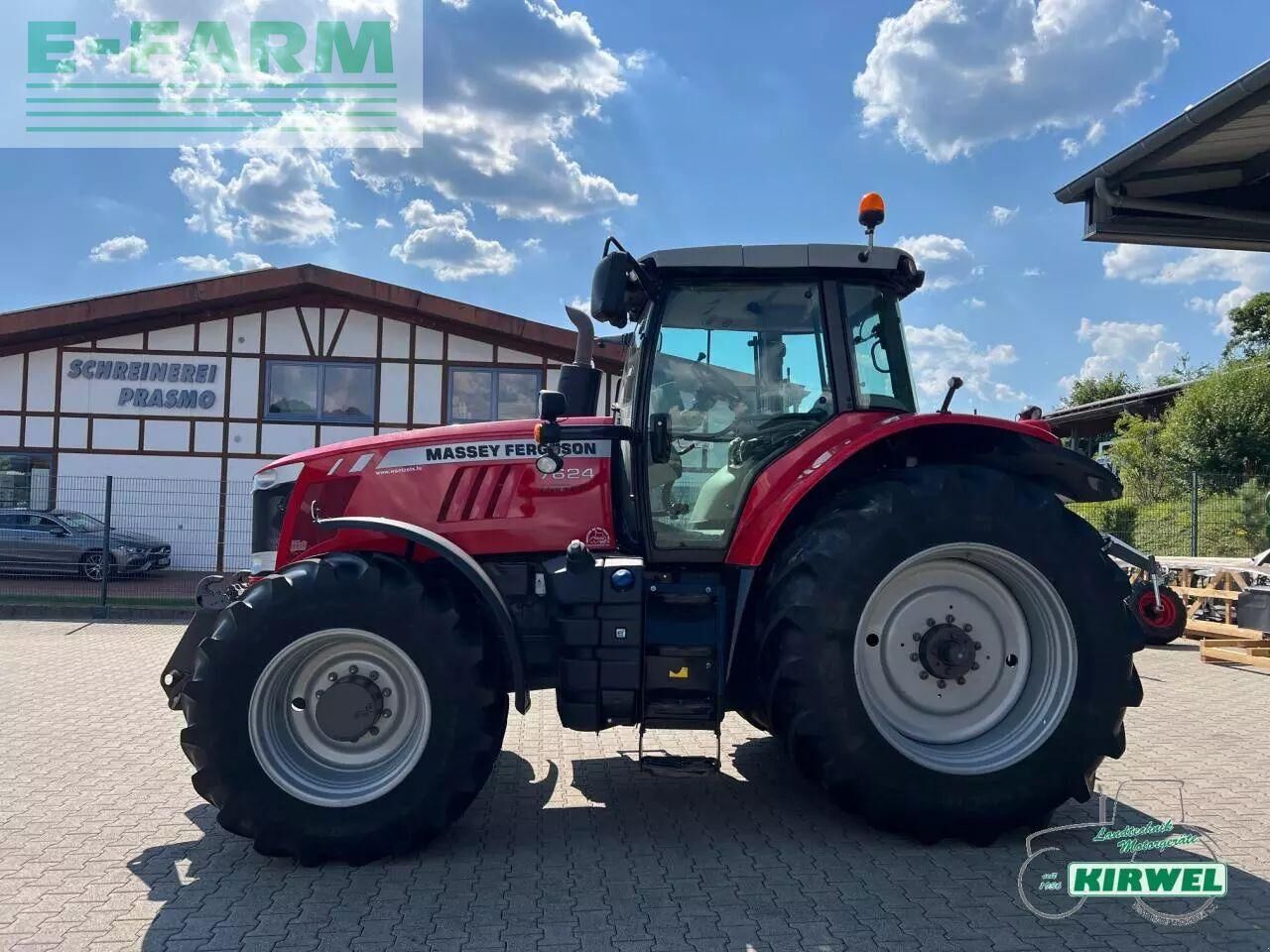 Massey Ferguson 7624 dynavt - Farm tractor: picture 4 Massey Ferguson 7624 dynavt - Farm tractor: picture 4