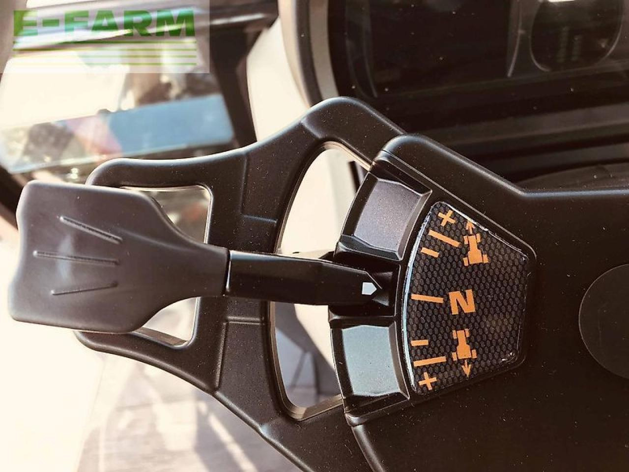 Farm tractor Massey Ferguson mf 5709 m dyna-4: picture 14