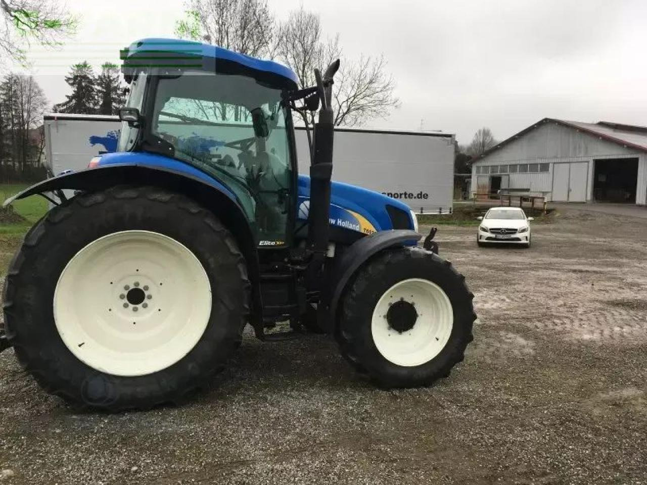 Farm tractor New Holland t 6020: picture 6