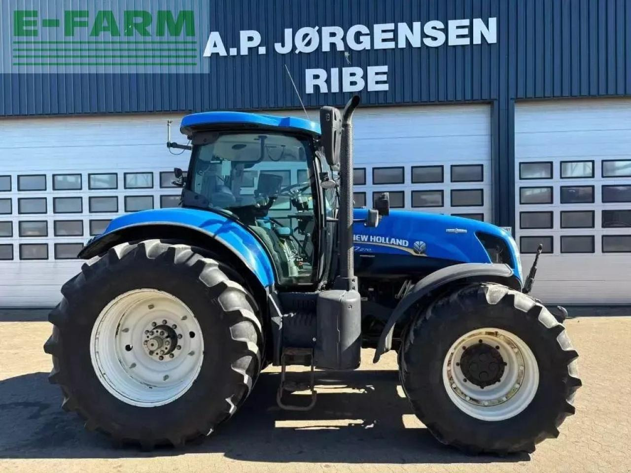 New Holland t 7.270 ac - Farm tractor: picture 1 New Holland t 7.270 ac - Farm tractor: picture 1