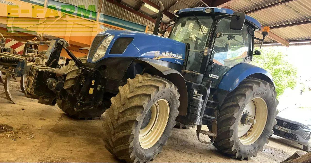 New Holland t7.220 sw - Farm tractor: picture 1 New Holland t7.220 sw - Farm tractor: picture 1