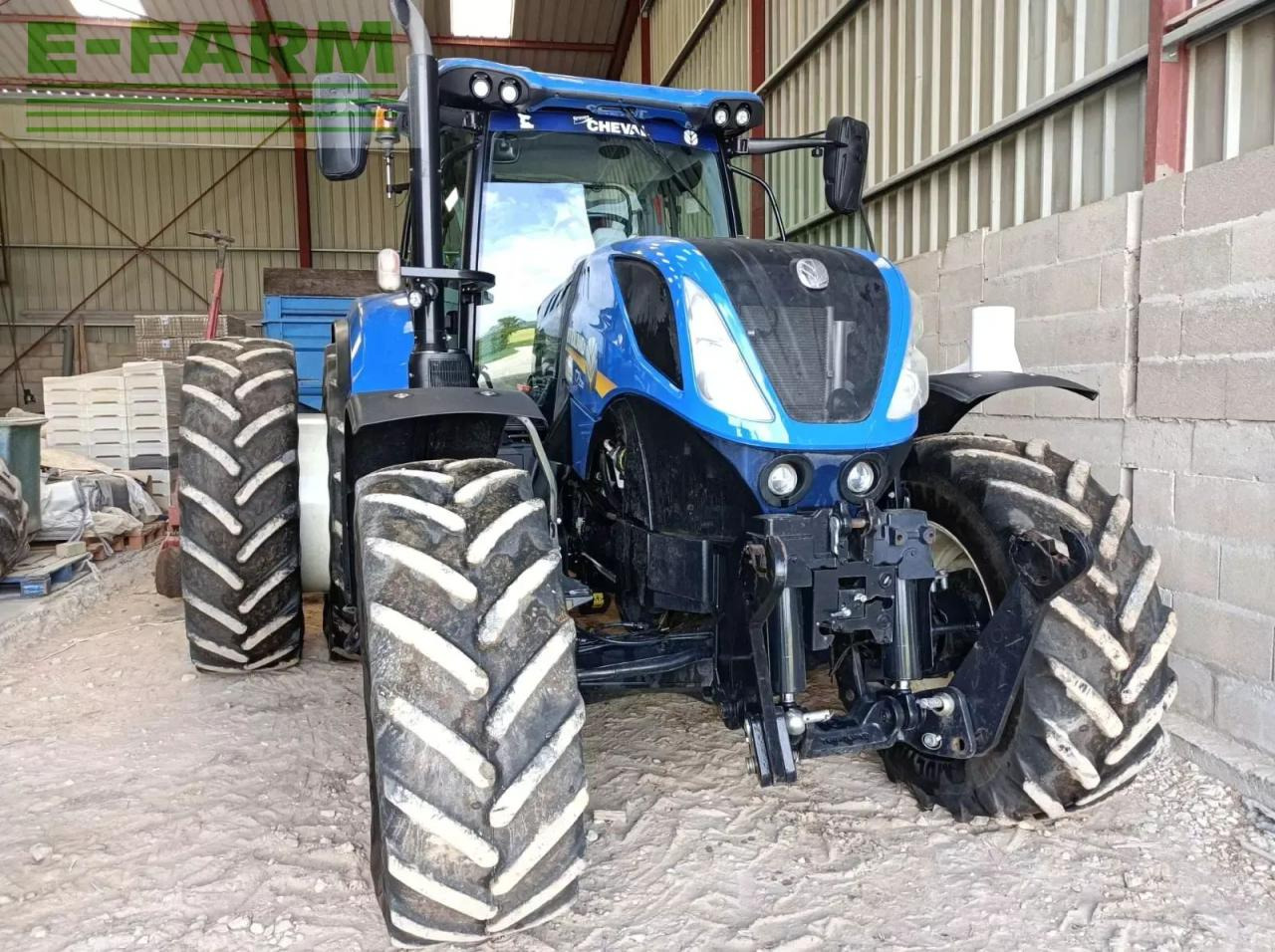 New Holland t7.230 - Farm tractor: picture 1 New Holland t7.230 - Farm tractor: picture 1