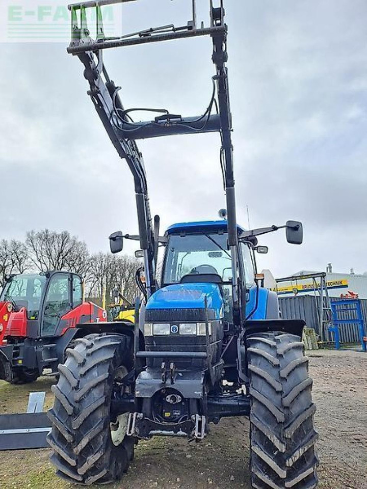 New Holland tm 140 - Farm tractor: picture 3 New Holland tm 140 - Farm tractor: picture 3
