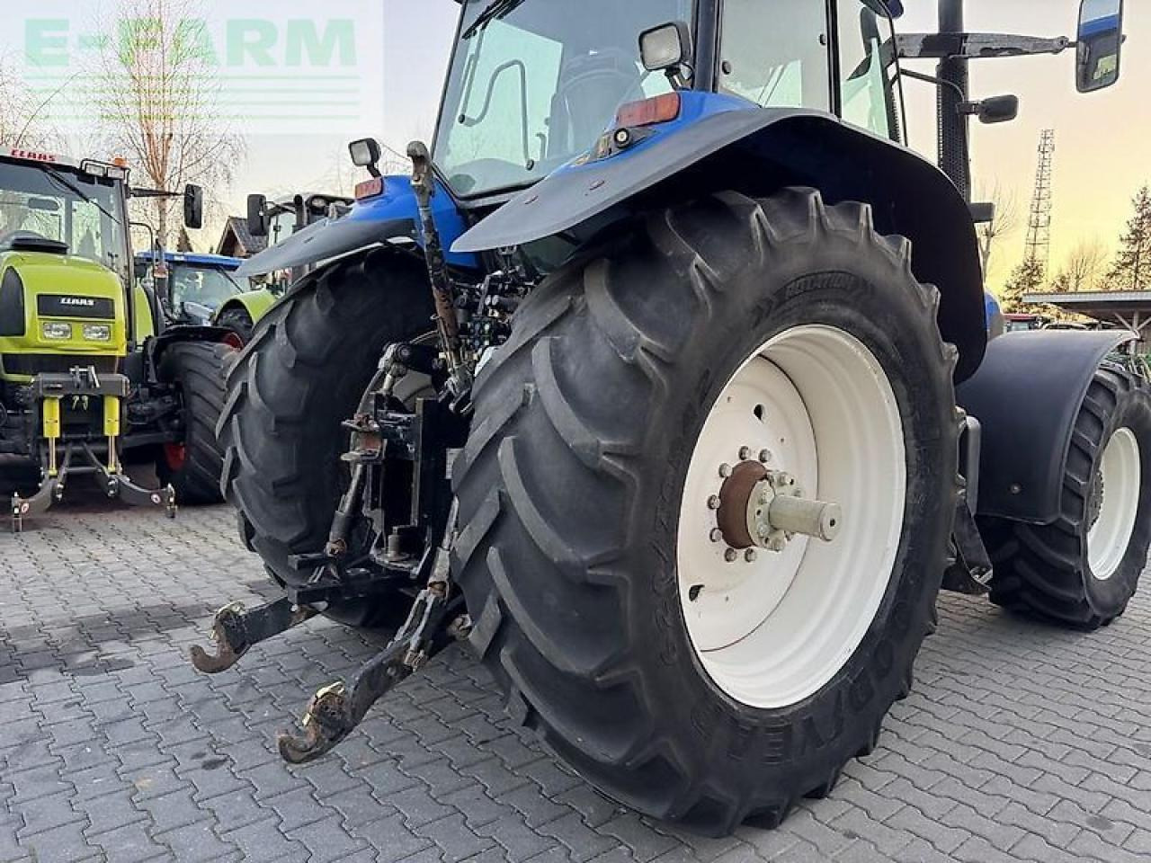 Farm tractor New Holland tm175 powercommand: picture 22 Farm tractor New Holland tm175 powercommand: picture 22