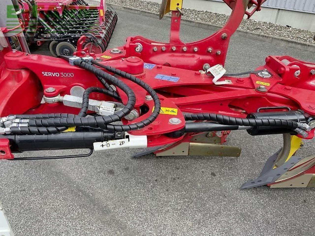 Plow Pöttinger servo 3000 plus nova 4-scharig: picture 9