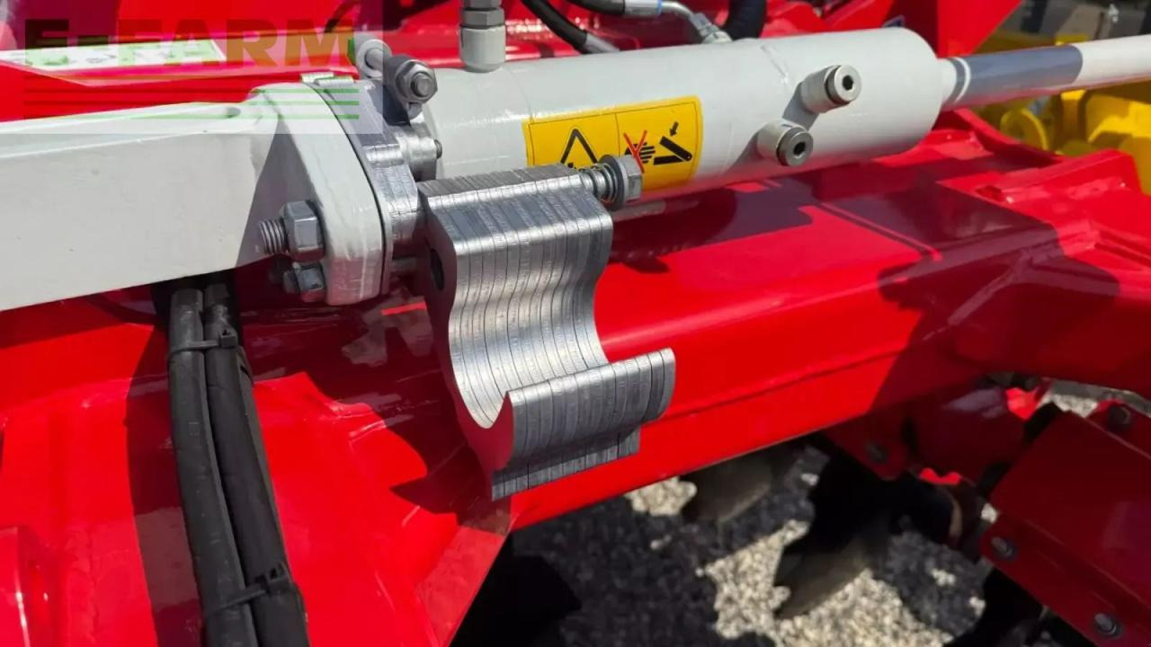Soil tillage equipment Pöttinger terradisc 6001 t: picture 8