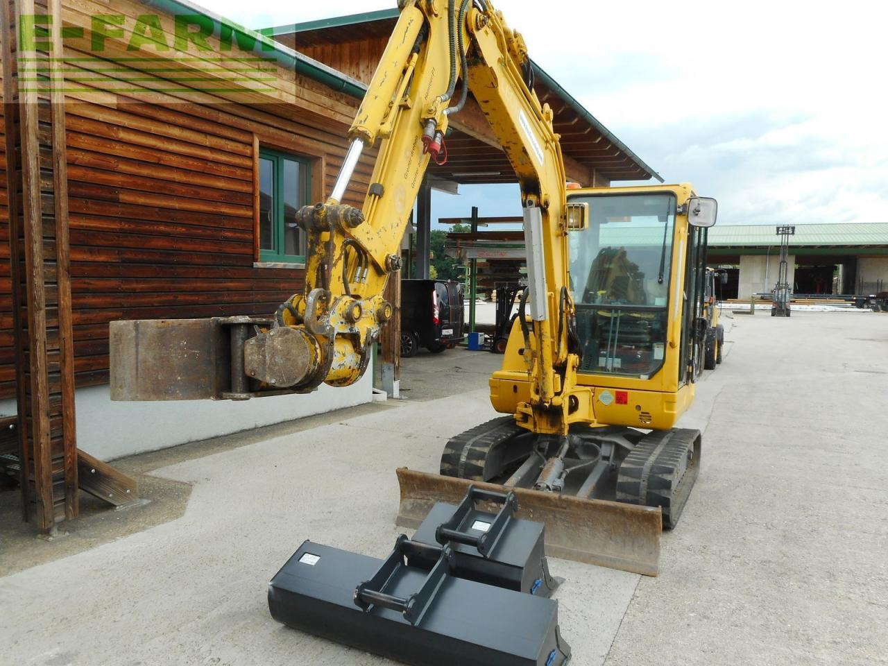 Mini excavator Takeuchi tb 235 ( 3.605kg ) powertilt + hydr. sw: picture 13
