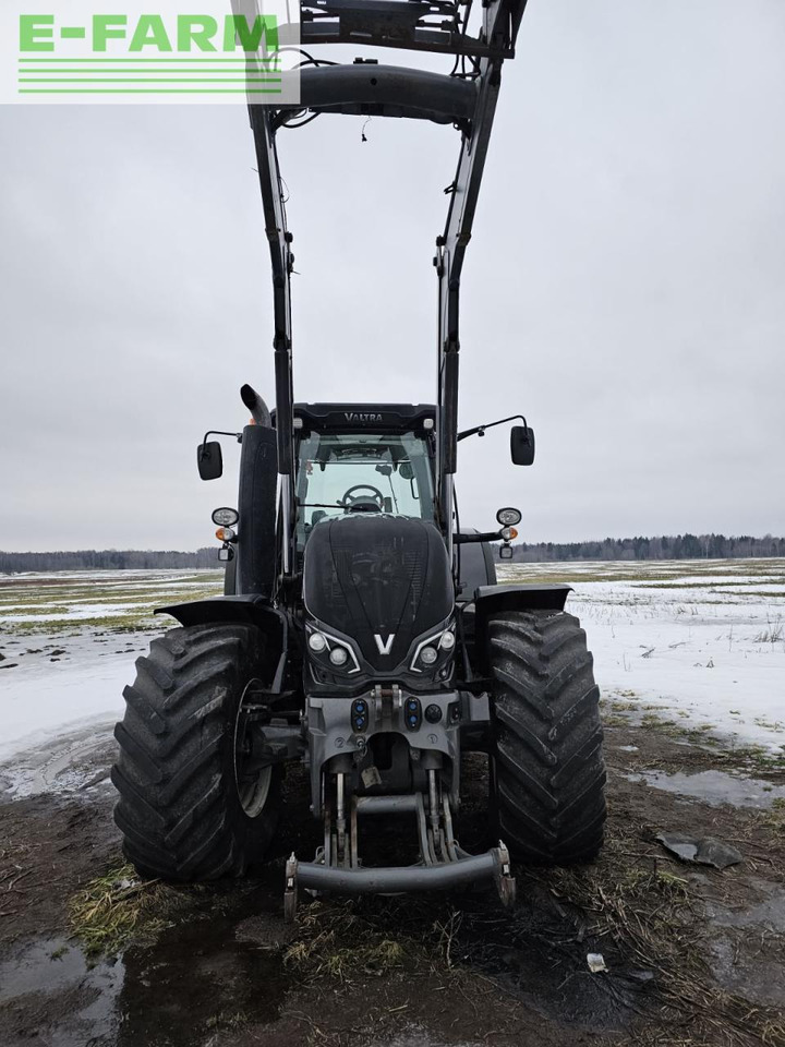 Farm tractor Valtra S294: picture 13