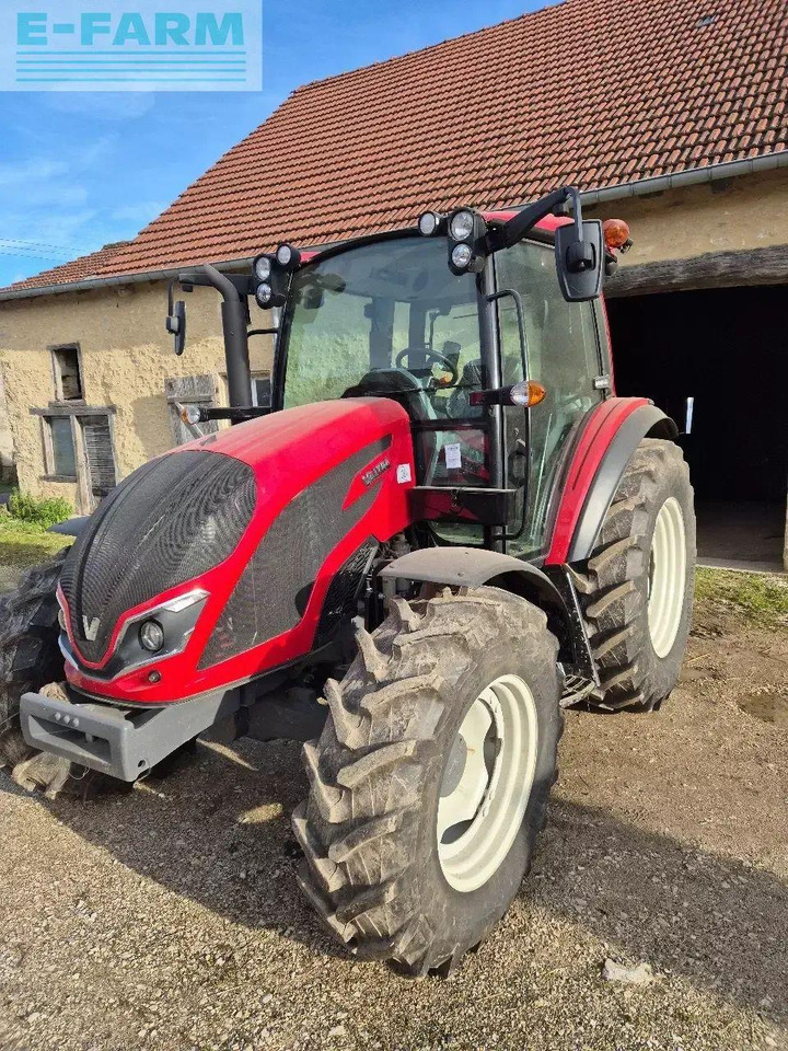 Valtra a85 - Farm tractor: picture 2 Valtra a85 - Farm tractor: picture 2