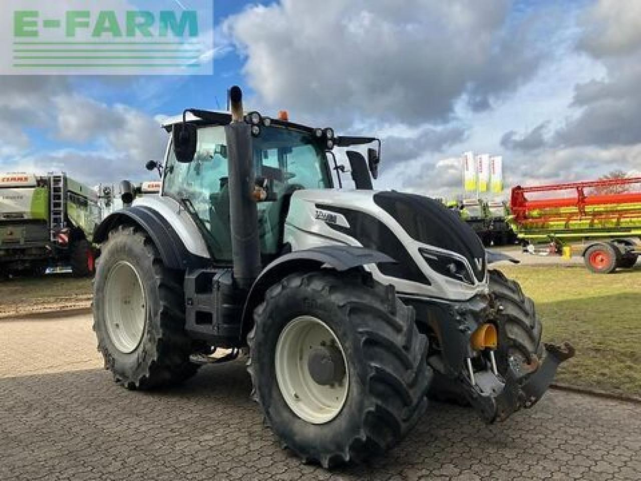 Farm tractor Valtra t 174e: picture 8