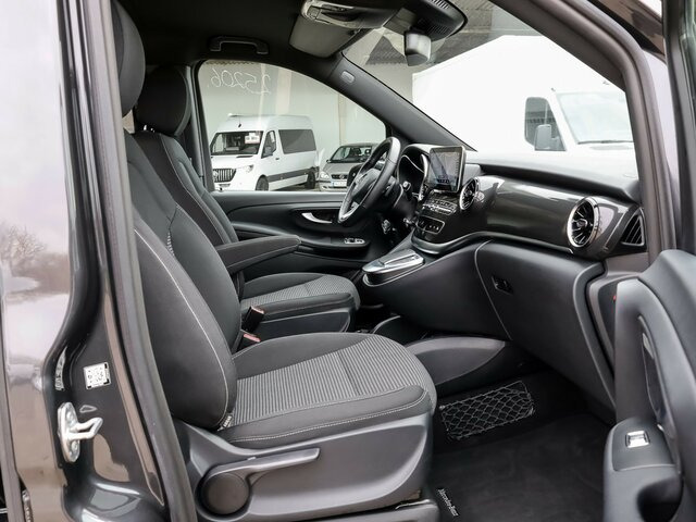 Passenger van, Electric van MERCEDES-BENZ EQV 300 lang,8Sitzer,2xSchiebetür,360°Kamera...: picture 6 Passenger van, Electric van MERCEDES-BENZ EQV 300 lang,8Sitzer,2xSchiebetür,360°Kamera...: picture 6