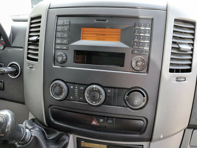 MERCEDES-BENZ Sprinter 316CDI DOKA,Allrad,Klima,AHK3,5To,TCO - Curtain side van, Combi van: picture 5 MERCEDES-BENZ Sprinter 316CDI DOKA,Allrad,Klima,AHK3,5To,TCO - Curtain side van, Combi van: picture 5