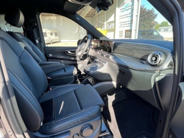 MERCEDES-BENZ V 300 Avantgarde Extralang,2xSchiebetür elektr.... - Minibus, Passenger van: picture 2 MERCEDES-BENZ V 300 Avantgarde Extralang,2xSchiebetür elektr.... - Minibus, Passenger van: picture 2