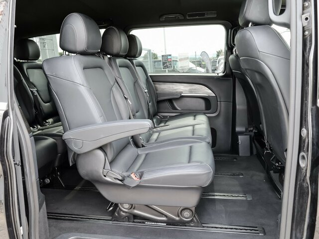 MERCEDES-BENZ V 300 Avantgarde Extralang,Allrad,2Schiebetüren - Minibus, Passenger van: picture 5 MERCEDES-BENZ V 300 Avantgarde Extralang,Allrad,2Schiebetüren - Minibus, Passenger van: picture 5