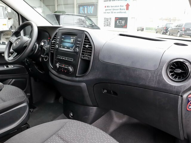 MERCEDES-BENZ Vito 114 TourerPro,Extralang,8Sitzer,Automatik... - Passenger van: picture 4 MERCEDES-BENZ Vito 114 TourerPro,Extralang,8Sitzer,Automatik... - Passenger van: picture 4