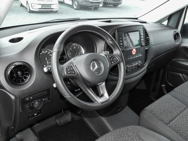 MERCEDES-BENZ Vito 116TourerPro Kombi,Extralang,2xKlima,Kamera - Passenger van: picture 4 MERCEDES-BENZ Vito 116TourerPro Kombi,Extralang,2xKlima,Kamera - Passenger van: picture 4