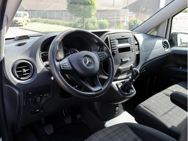 Small van MERCEDES-BENZ Vito114CDI KA lang ,Klima,Sortimo Regal: picture 7