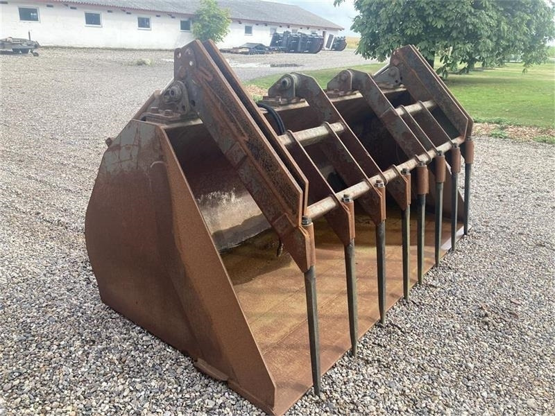 Kirk SILOSKOVL MED VOLVOBESLAG - Silage equipment: picture 5 Kirk SILOSKOVL MED VOLVOBESLAG - Silage equipment: picture 5