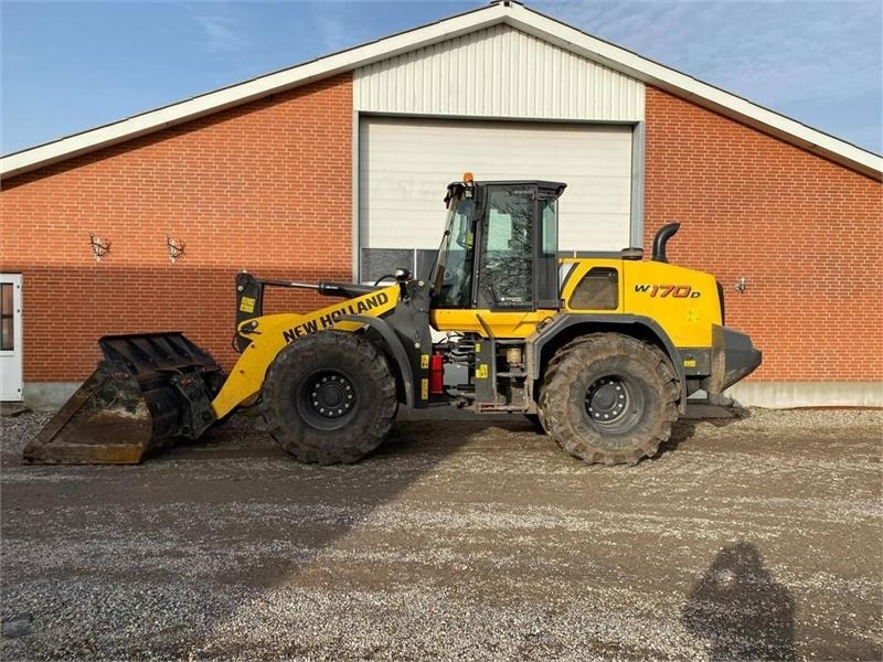 New Holland W170D - Wheel loader: picture 2 New Holland W170D - Wheel loader: picture 2