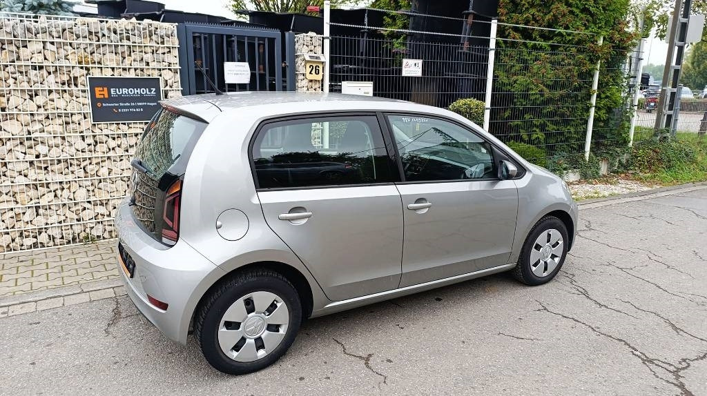 Volkswagen Up 1.0, nur 62tkm, 1. Hand, scheckheftgepflegt  - Car: picture 5 Volkswagen Up 1.0, nur 62tkm, 1. Hand, scheckheftgepflegt  - Car: picture 5