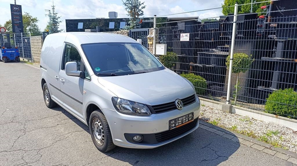 Volkswagen VW Caddy, Transporter, Werkstattschränke, Webasto - Box van: picture 1 Volkswagen VW Caddy, Transporter, Werkstattschränke, Webasto - Box van: picture 1