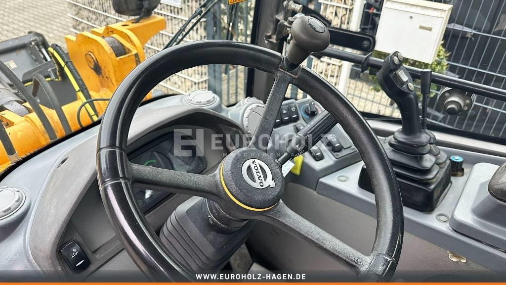 Wheel loader Volvo L 28 F, Radlader, hydr. Schnellwechsler, Schaufel: picture 15